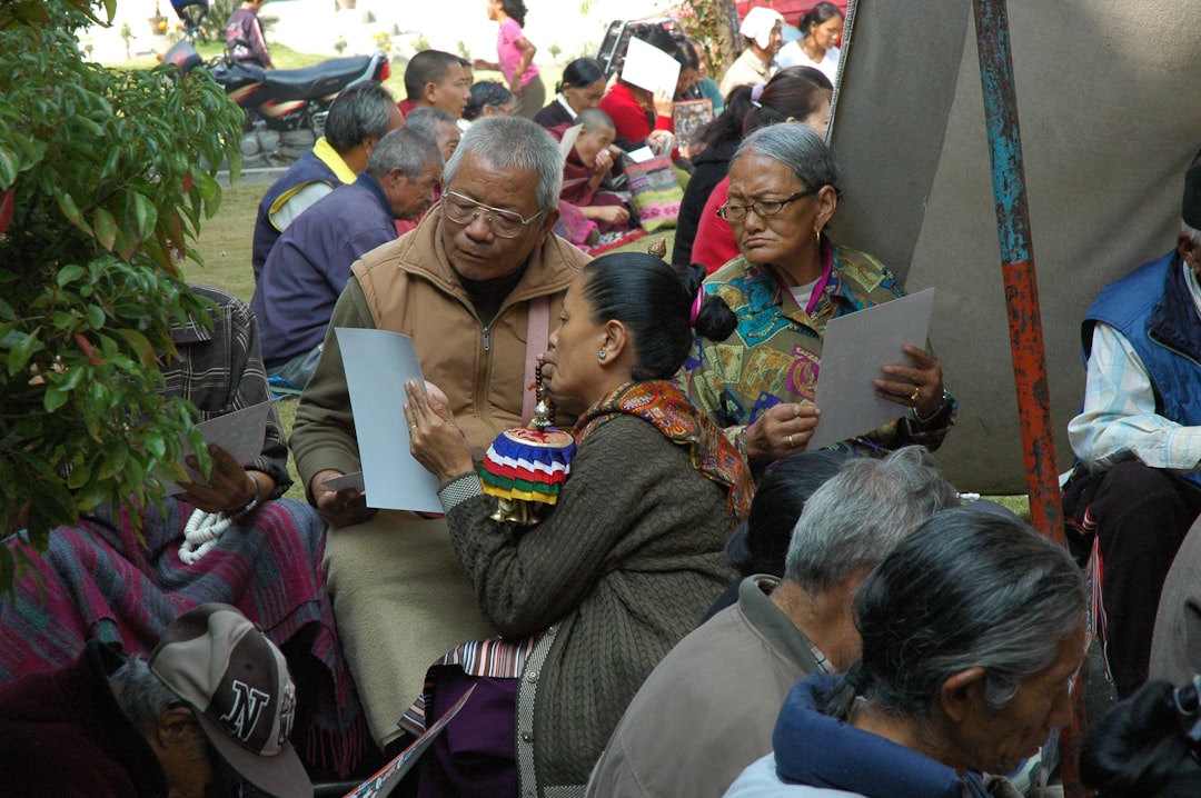 Photo Senior volunteers